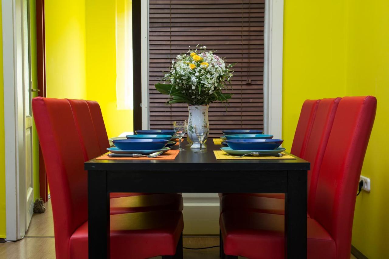 Theaterland Classic Apartments บูดาเปสต์ ภายนอก รูปภาพ